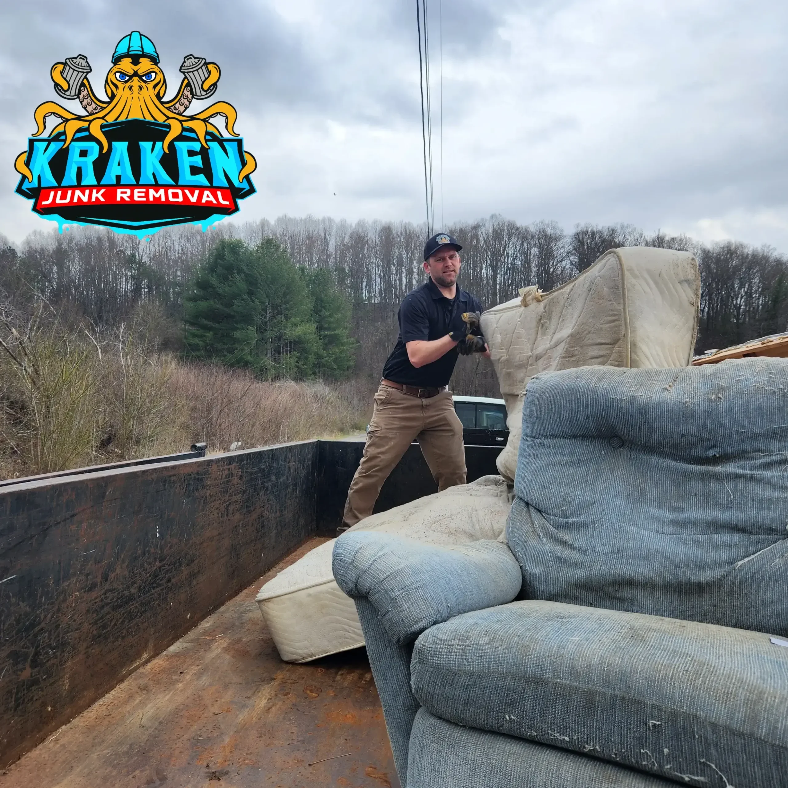 Couch Removal and Disposal Service In Johnson City, TN