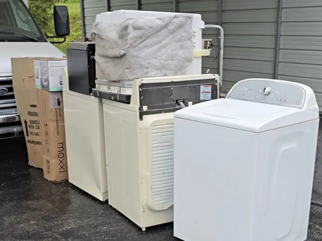 Professional old appliance removal services by Kraken Junk Removal in Tri-Cities, TN. Eco-friendly disposal of refrigerators, stoves, washers, and dryers.